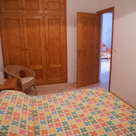 Casa Benedict * トゥレ